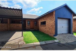 3 Bedroom Townhouse for Sale in Comet